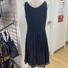 Load image into Gallery viewer, Tristan &amp; Iseut vintage silk dress 10

