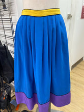 Load image into Gallery viewer, Simon Chang vintage skirt 8 (made small)
