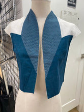 Load image into Gallery viewer, Jennifer Glasgow cotton/flax vest S
