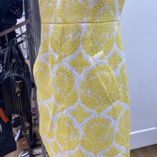 Load image into Gallery viewer, Diane Von Furstenburg vintage brocade dress 8
