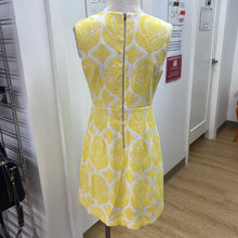 Load image into Gallery viewer, Diane Von Furstenburg vintage brocade dress 8
