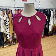 Load image into Gallery viewer, Lindy Bop swan print dress 10
