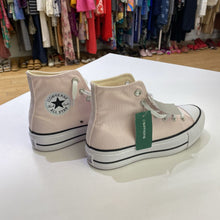 Load image into Gallery viewer, Converse hightop sneakers 6.5 NWT
