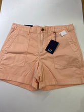 Load image into Gallery viewer, Gap shorts 12 NWT
