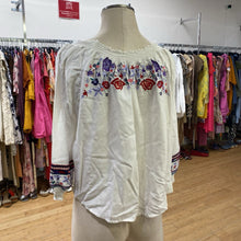 Load image into Gallery viewer, Parker embroidered boho top S
