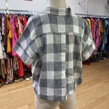 Load image into Gallery viewer, Noen plaid top 8
