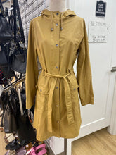 Load image into Gallery viewer, Rains trench raincoat S/M
