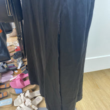 Load image into Gallery viewer, Reformation silk skirt 2

