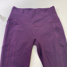Load image into Gallery viewer, Lululemon leggings 8
