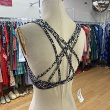 Load image into Gallery viewer, Lululemon Top 6
