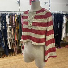 Load image into Gallery viewer, Pilcro cropped sweater XS
