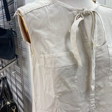 Load image into Gallery viewer, French Connection silk top 6
