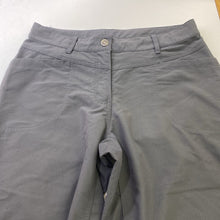 Load image into Gallery viewer, MEC Mountain Equipment Coop sporty capris 10
