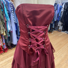 Load image into Gallery viewer, Jessica McClintock evening dress 6
