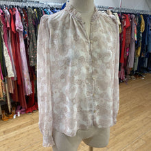 Load image into Gallery viewer, Wilfred floral top M
