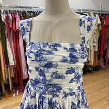 Load image into Gallery viewer, Abercrombie dress M
