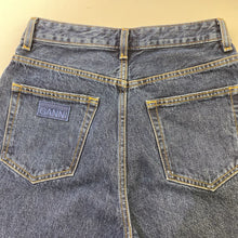 Load image into Gallery viewer, Ganni jeans 27
