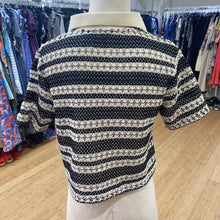 Load image into Gallery viewer, Blue tassel knit top M
