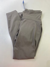 Load image into Gallery viewer, Lululemon leggings 8
