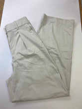 Load image into Gallery viewer, Lululemon pleated trousers 4
