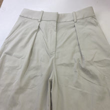 Load image into Gallery viewer, Lululemon pleated trousers 4
