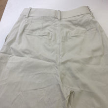 Load image into Gallery viewer, Lululemon pleated trousers 4
