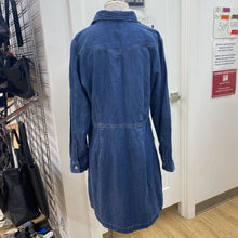 Load image into Gallery viewer, Levis denim dress XL
