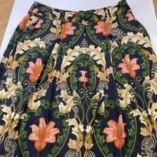 Load image into Gallery viewer, Farm Rio wide leg satin pants L
