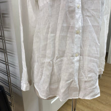 Load image into Gallery viewer, Lord &amp; Taylor linen top L
