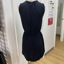 Load image into Gallery viewer, Babaton silk dress M

