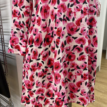 Load image into Gallery viewer, Kate Spade silk dress 4
