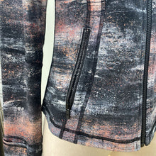 Load image into Gallery viewer, Lululemon zip up 8
