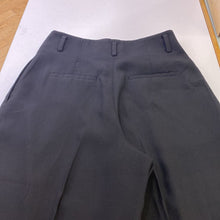 Load image into Gallery viewer, Club Monaco cropped wide leg pants 10
