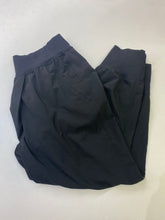 Load image into Gallery viewer, Lululemon pants 8
