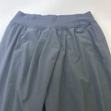 Load image into Gallery viewer, Lululemon pants 8
