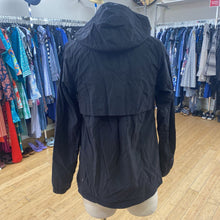 Load image into Gallery viewer, Lululemon light jacket 6
