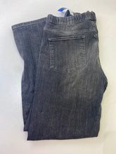 Load image into Gallery viewer, DU/ER pull on jeans XS
