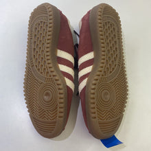 Load image into Gallery viewer, Adidas Bermuda suede sneakers 8.5
