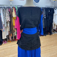 Load image into Gallery viewer, Simon Chang vintage silk tunic/pants.belt set 10 *As Is
