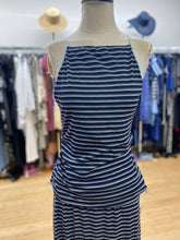 Load image into Gallery viewer, OGL tank w bra NWT L
