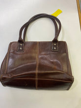 Load image into Gallery viewer, Wilsons Leather shoulder bag
