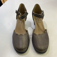 Load image into Gallery viewer, L'Artiste velcro strap shoes NWOT 37
