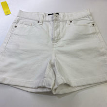 Load image into Gallery viewer, Banana Republic (outlet) denim shorts 26/2
