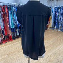 Load image into Gallery viewer, Michael Kors top S
