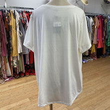Load image into Gallery viewer, The Nike Tee NWT 2X
