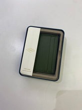 Load image into Gallery viewer, Fossil card holder NIB
