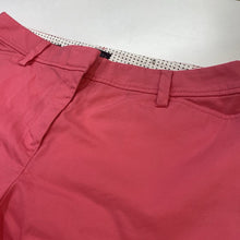 Load image into Gallery viewer, Talbots Perfect Short 10.5' shorts 10
