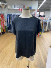 Load image into Gallery viewer, Funktional silk/leather top L
