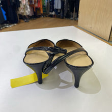 Load image into Gallery viewer, Talbots slingbacks 8.5
