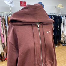 Load image into Gallery viewer, Nike sweater S NWT
